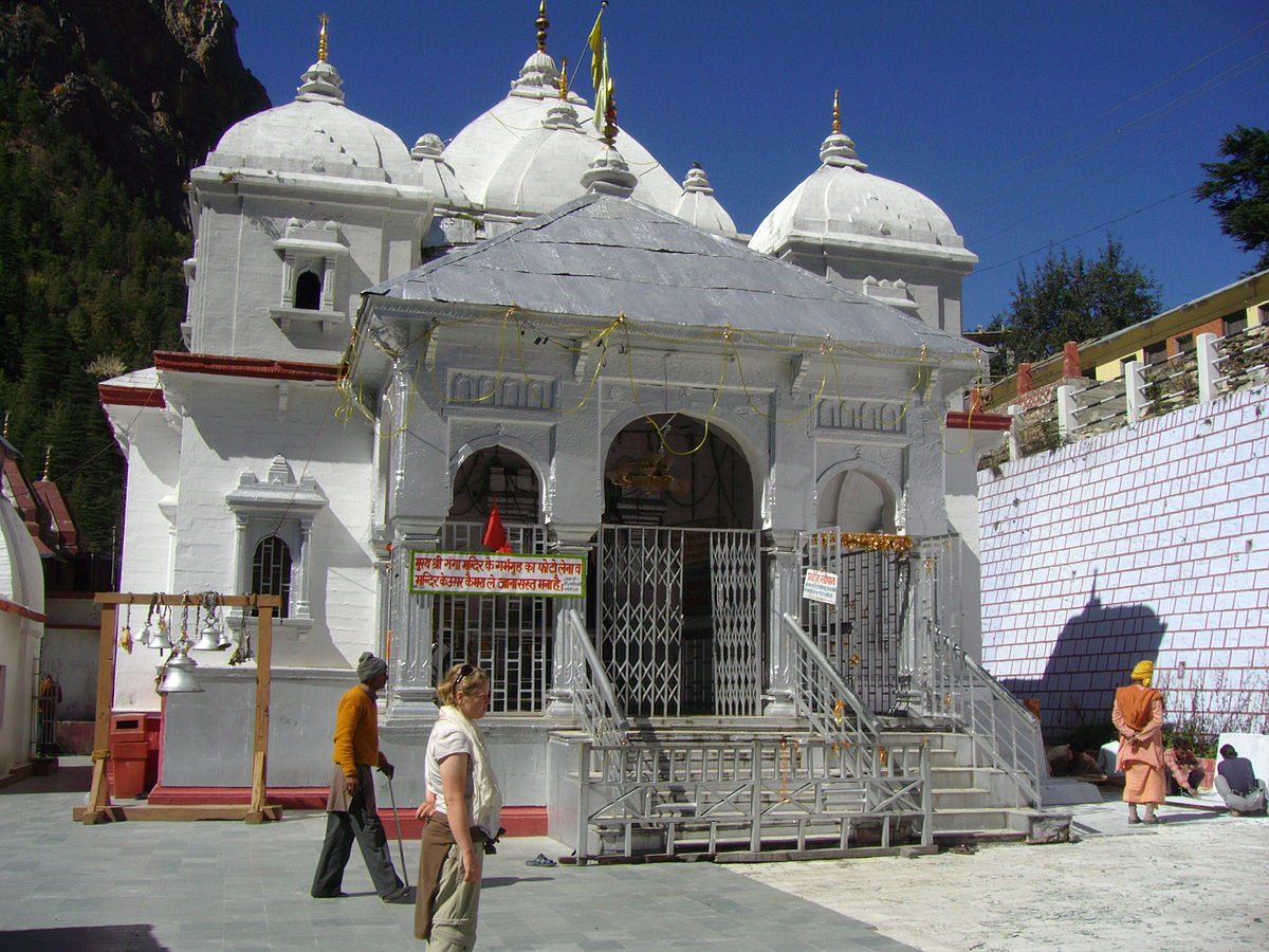 Day 04: Uttarkashi to Gangotri to Uttarkashi (100 Kms / 3-4 hrs each side) Height: 3048 Meters